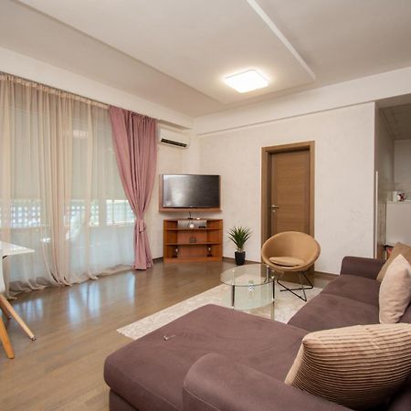 Maxim Compass Apartment Podgorica Luaran gambar