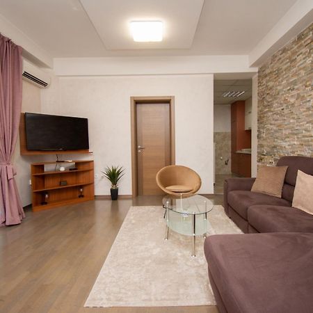 Maxim Compass Apartment Podgorica Luaran gambar
