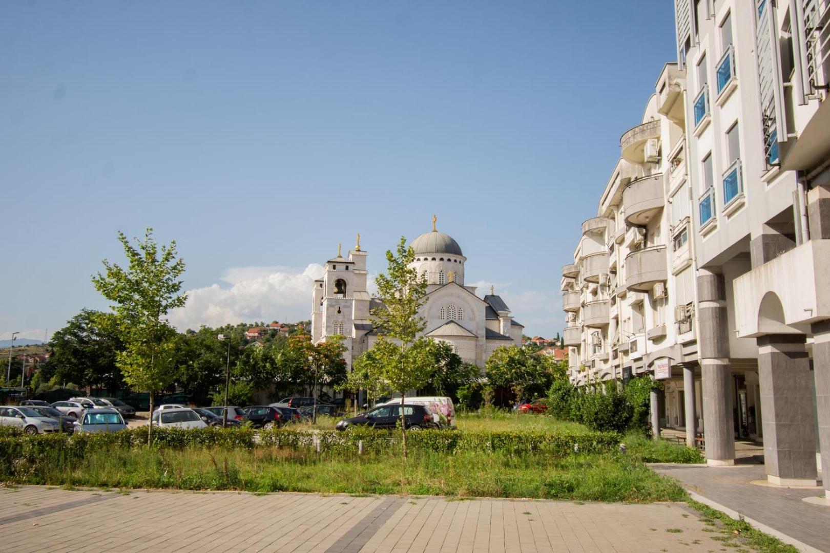 Maxim Compass Apartment Podgorica Luaran gambar