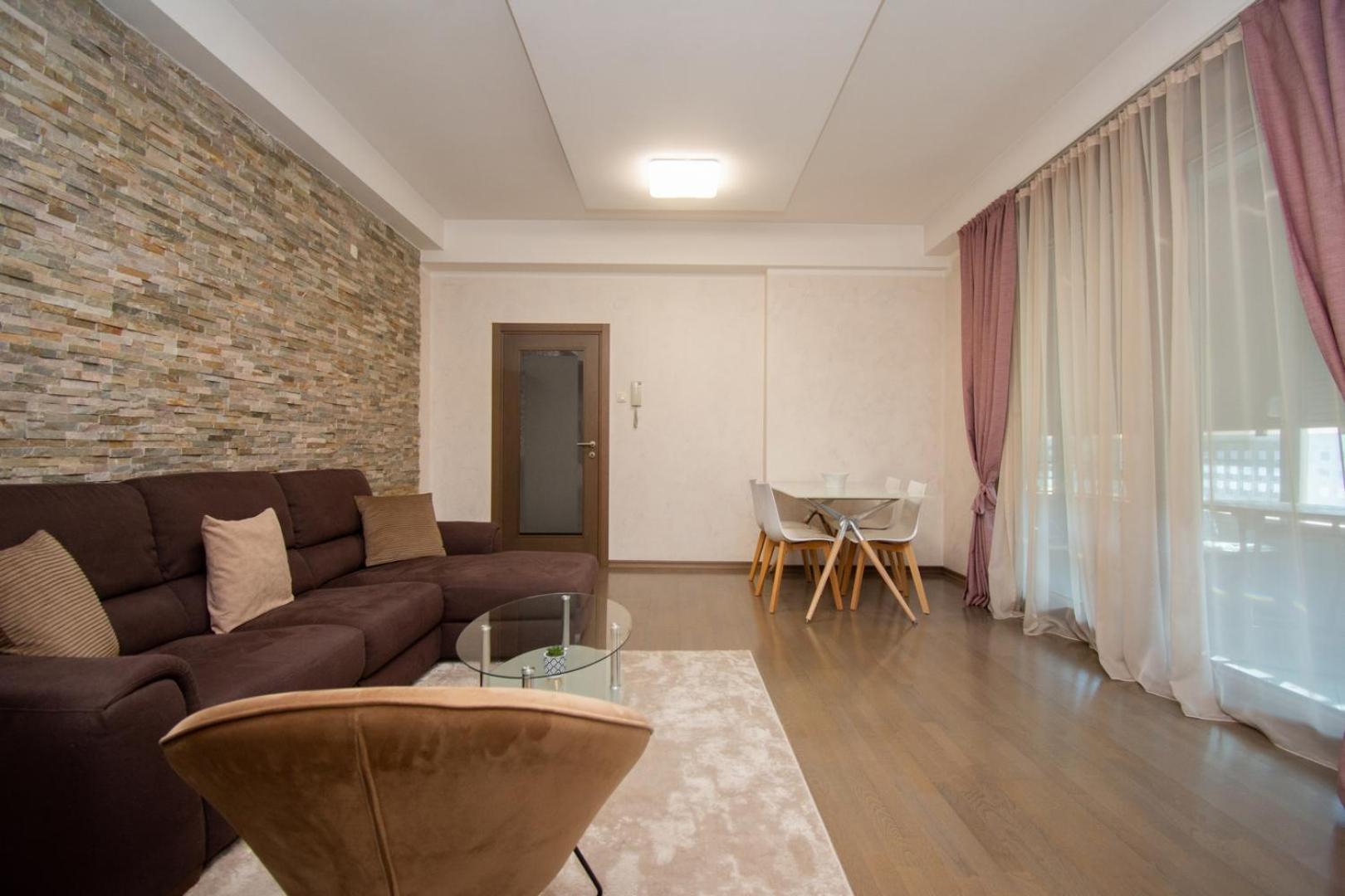 Maxim Compass Apartment Podgorica Luaran gambar