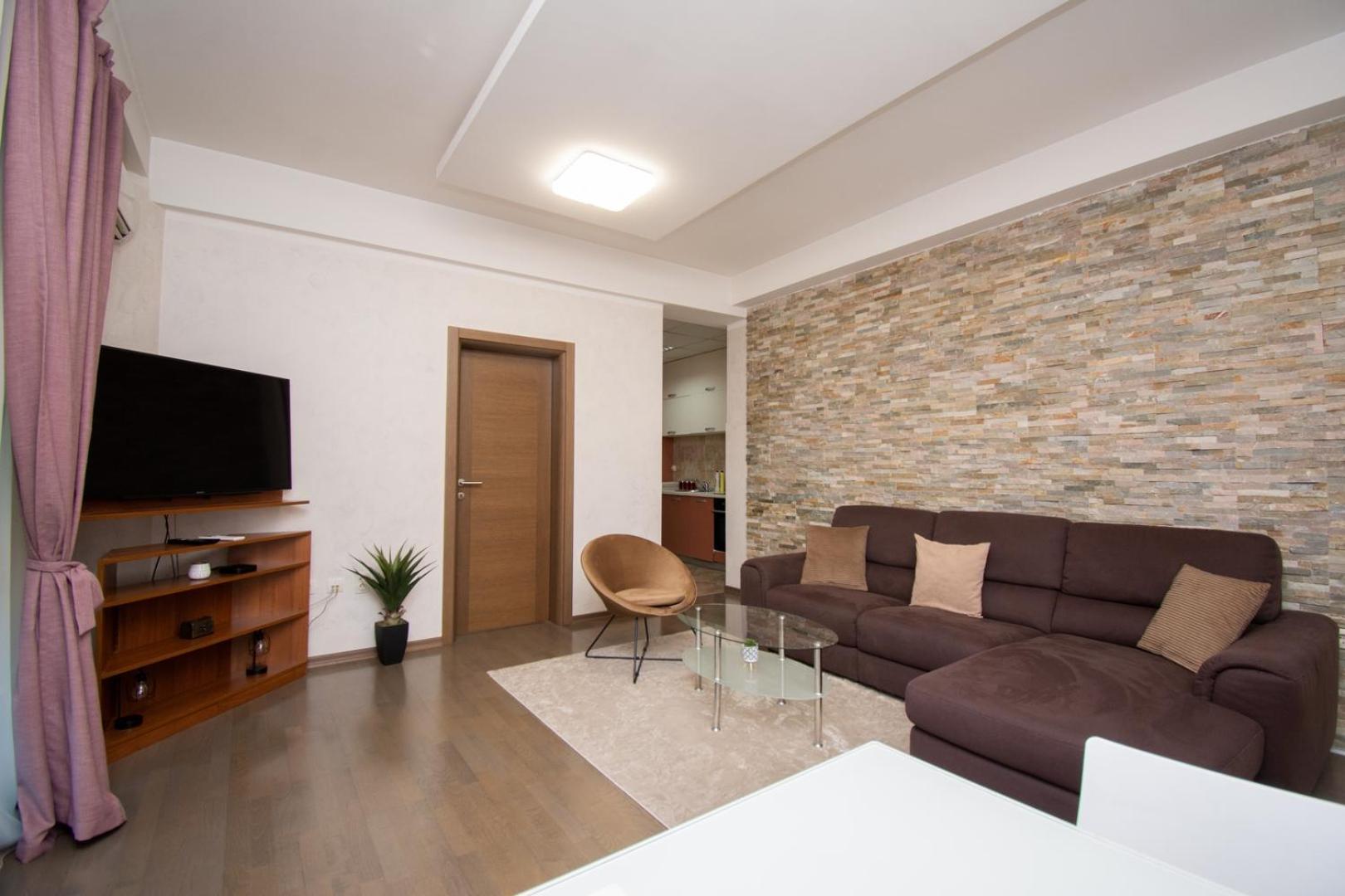 Maxim Compass Apartment Podgorica Luaran gambar