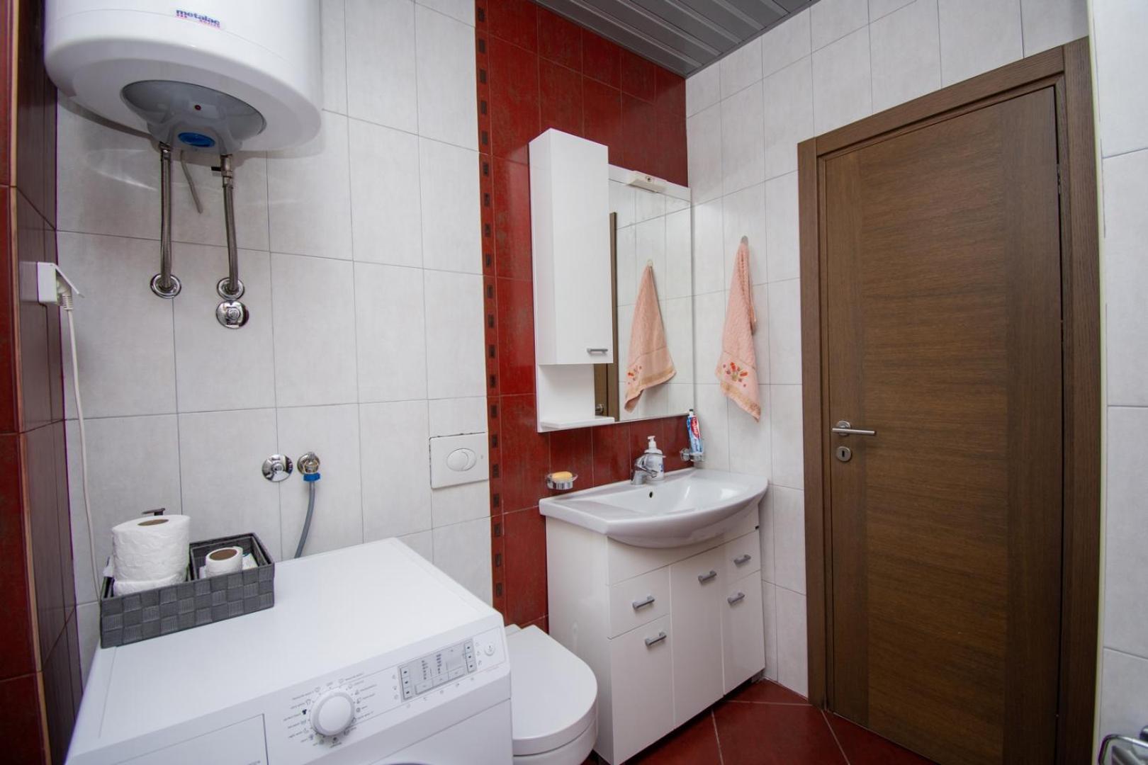 Maxim Compass Apartment Podgorica Luaran gambar
